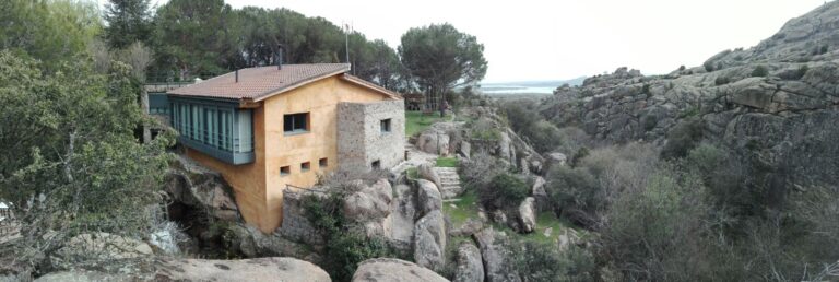 Foto exterior 2 768x258