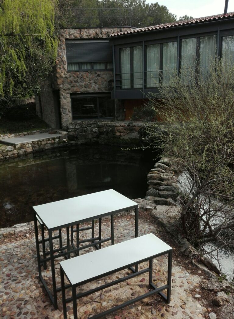 Foto exterior 4 768x1046