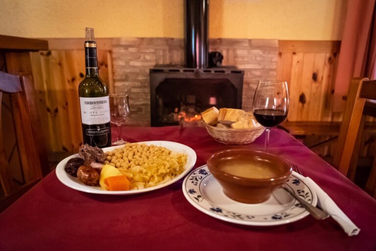 RESTAURANTE ALTA MONTANA 768x513